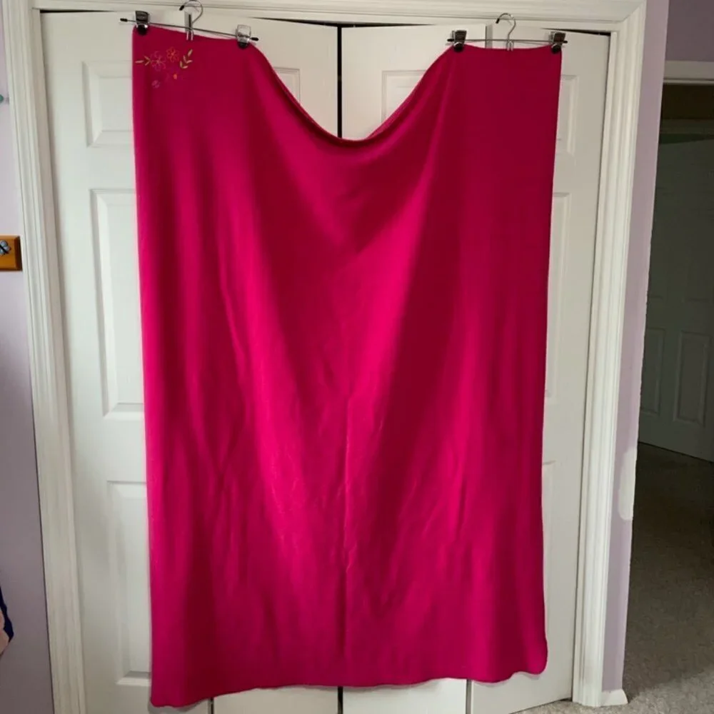 Fuchsia Blanket with Embroidered Flower Design